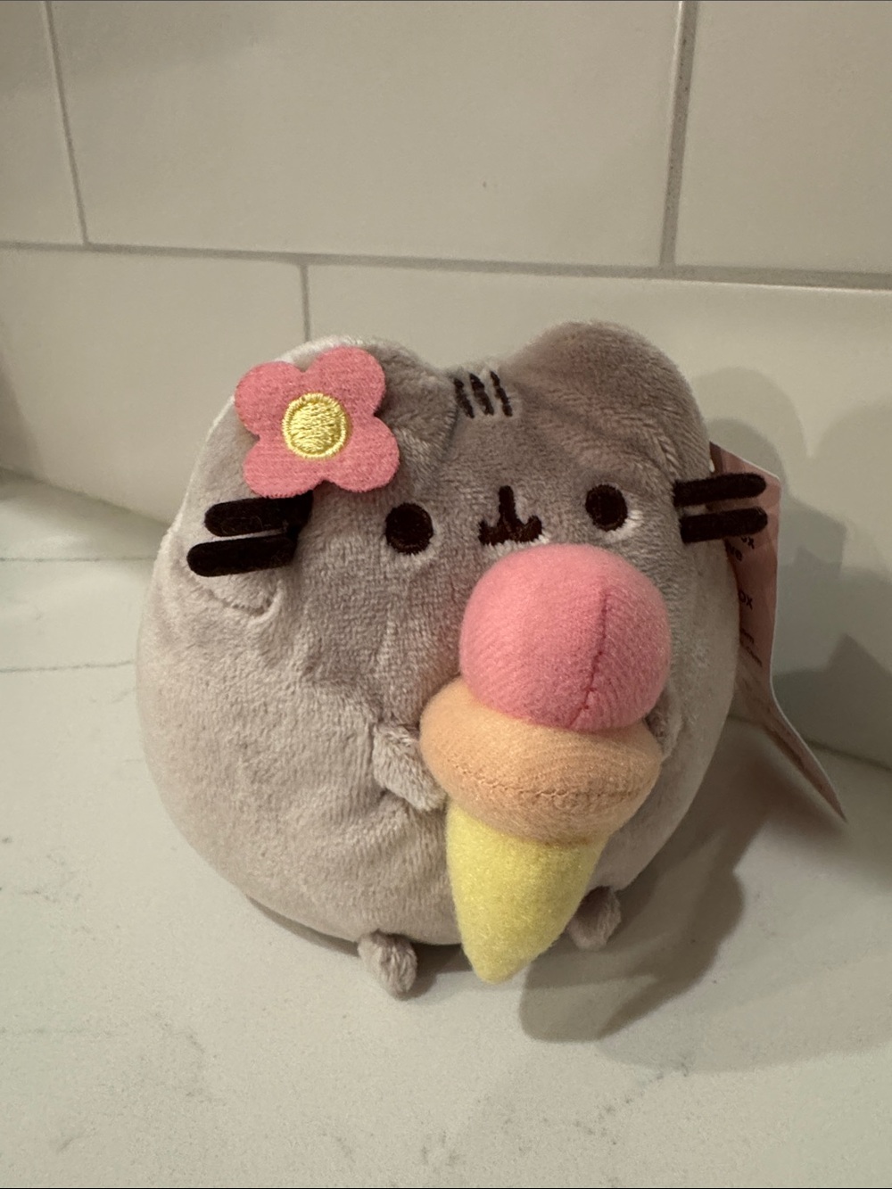 NWT!! PUSHEEN with ice cream and flower plush